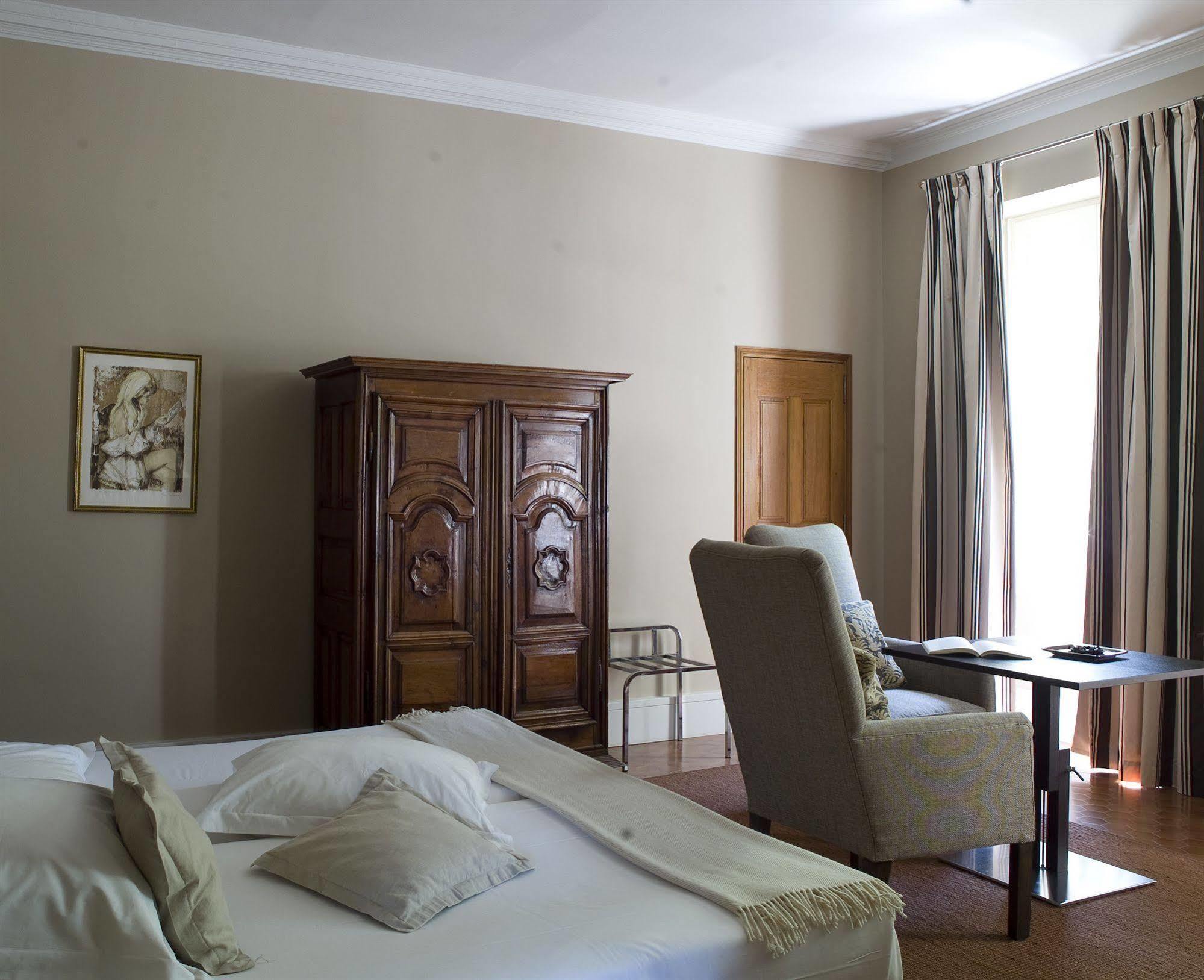 Le Prieure Hotel Villeneuve-les-Avignon Ngoại thất bức ảnh